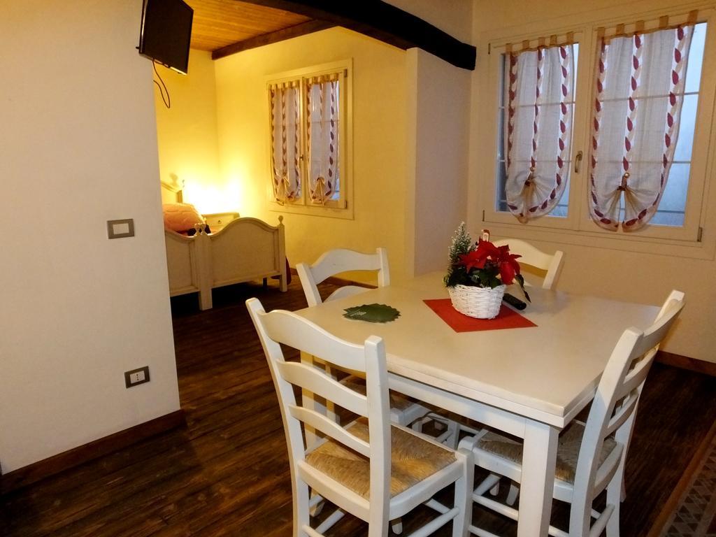 Alloggio per agriturismo Adriano Pedretti *